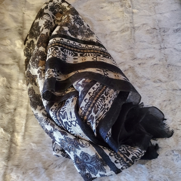 Linen-like Sheer Black Gray Oblong Scarf - Picture 4 of 6